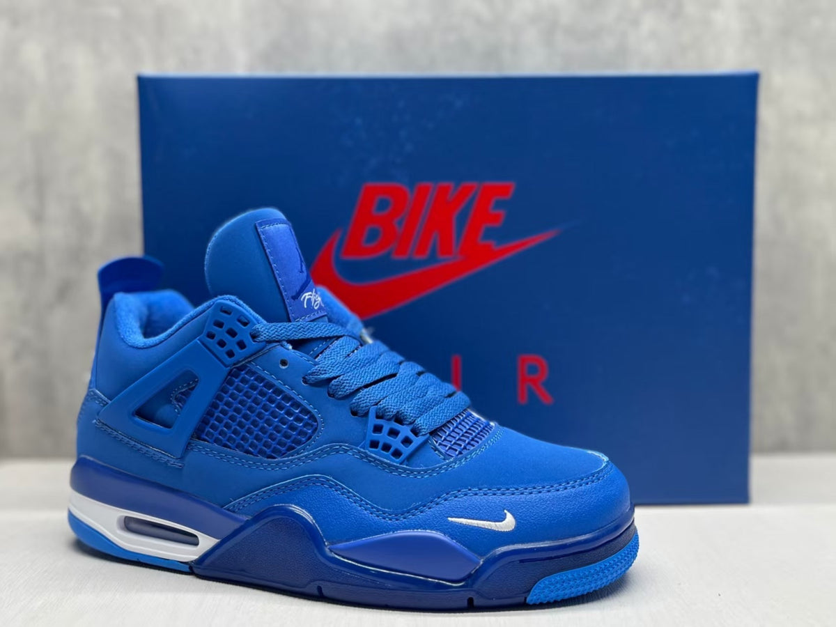 Air Jordan 4 Retro Flyknit "Hyper Royal" – AQ3559-400