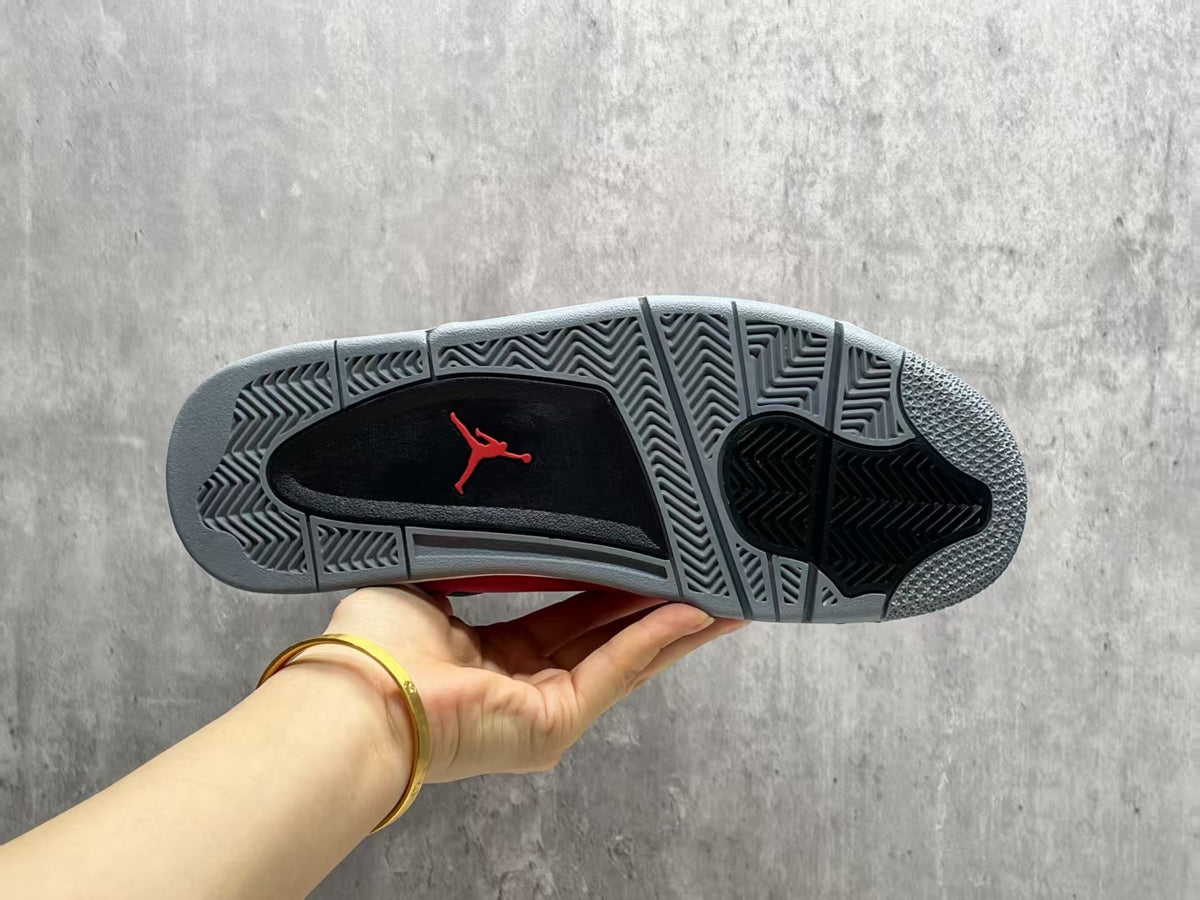 Air Jordan 4 Retro Toro Bravo