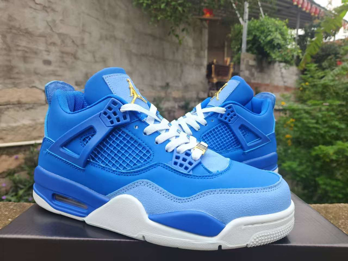 Air Jordan 4 Retro Flyknit "Hyper Royal" – AQ3559-400
