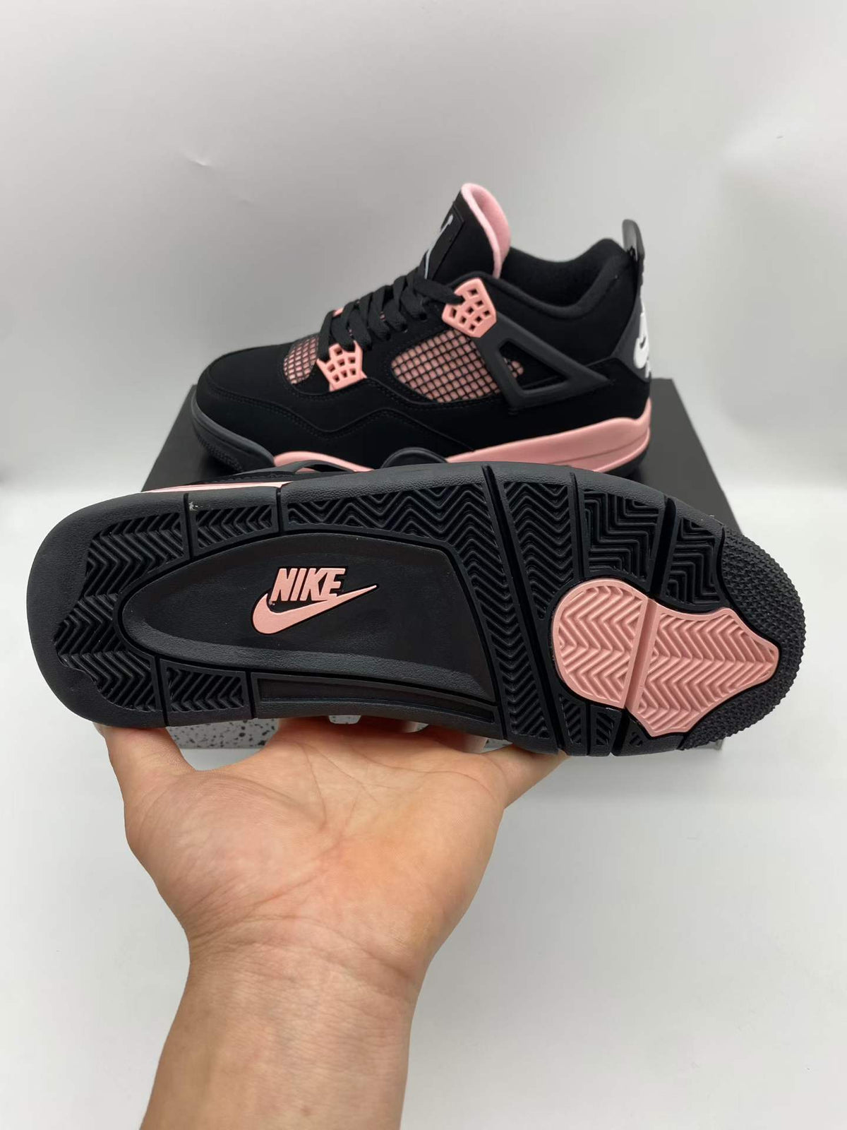 Air Jordan 4 Retro WMNS 'Rust Pink Thunder' (HV0823-001)