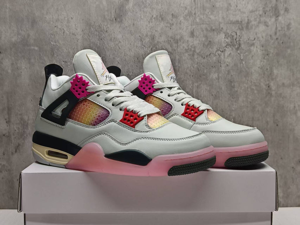 Air Jordan 4 Retro 'Comic' (JA1135-100)