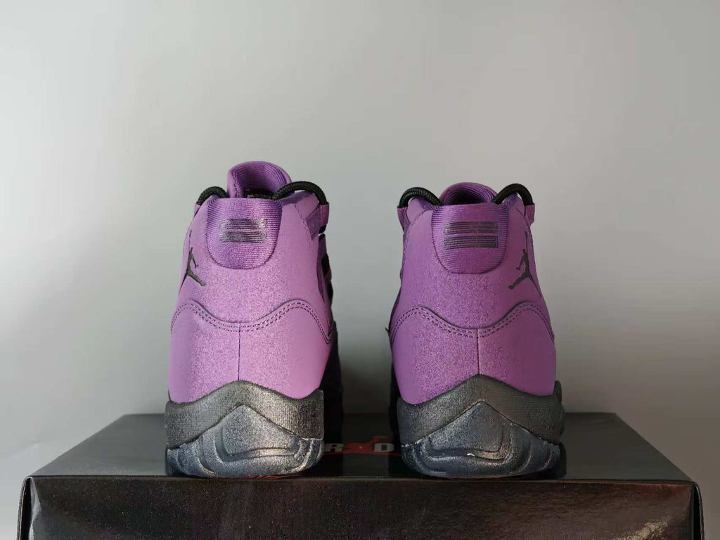Air Jordan 11 Mojave City Pack