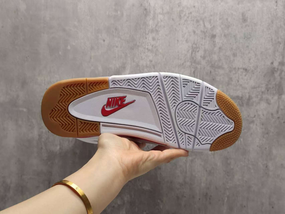 Air Jordan 4 Retro "Valentine's Day" Sierra Red 2026