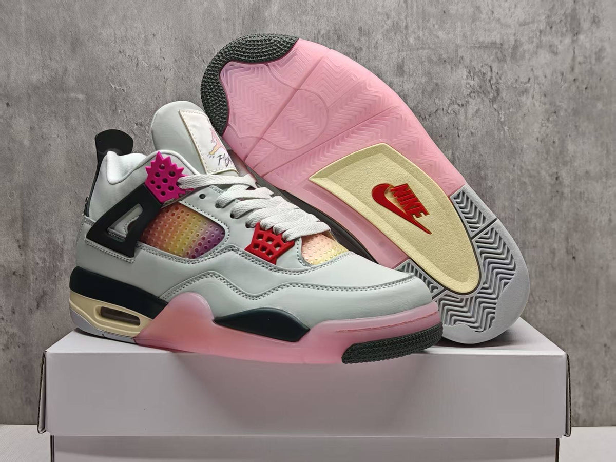 Air Jordan 4 Retro 'Comic' (JA1135-100)