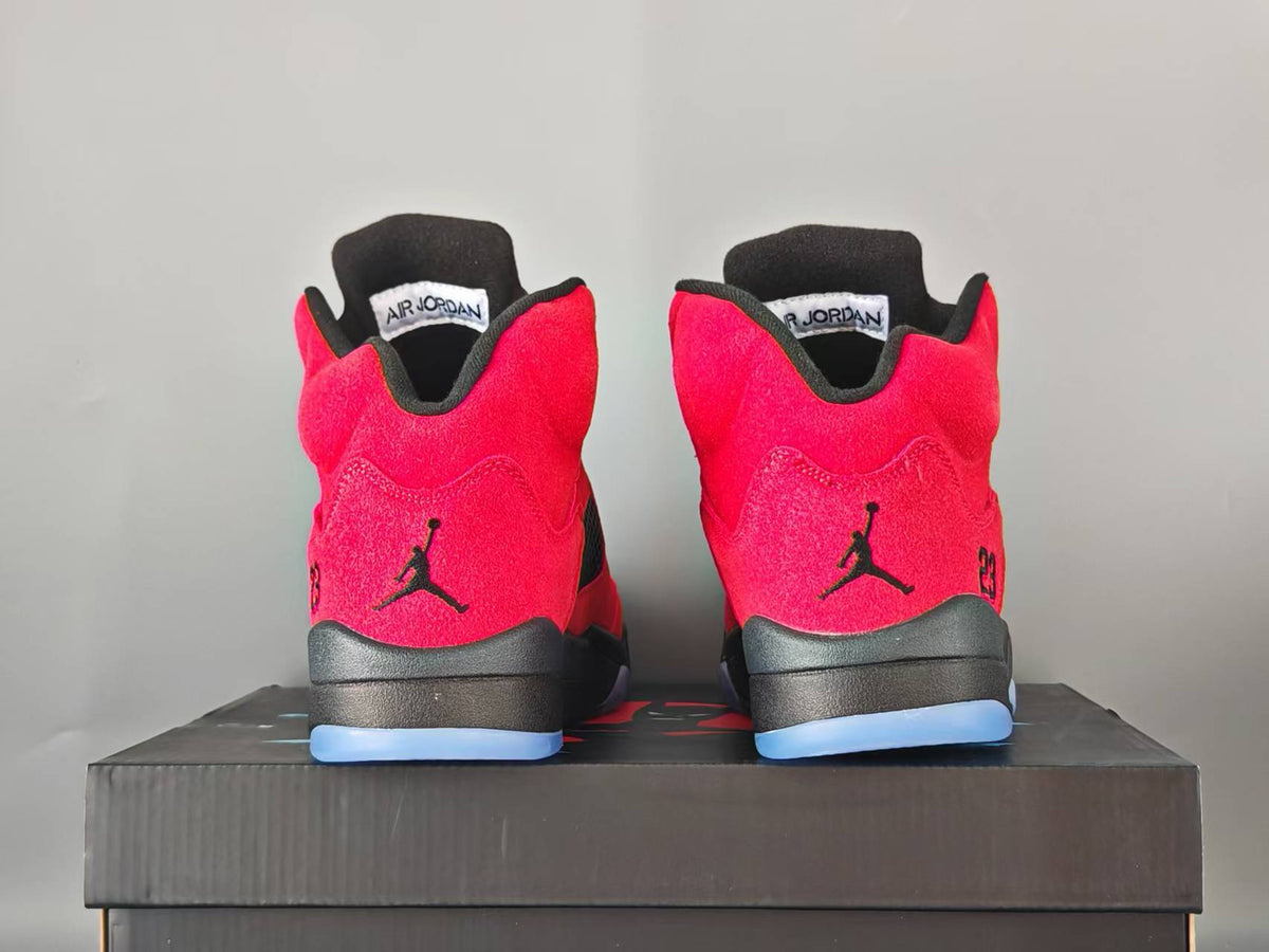Air Jordan 5 Retro “Raging Bull” (2021)