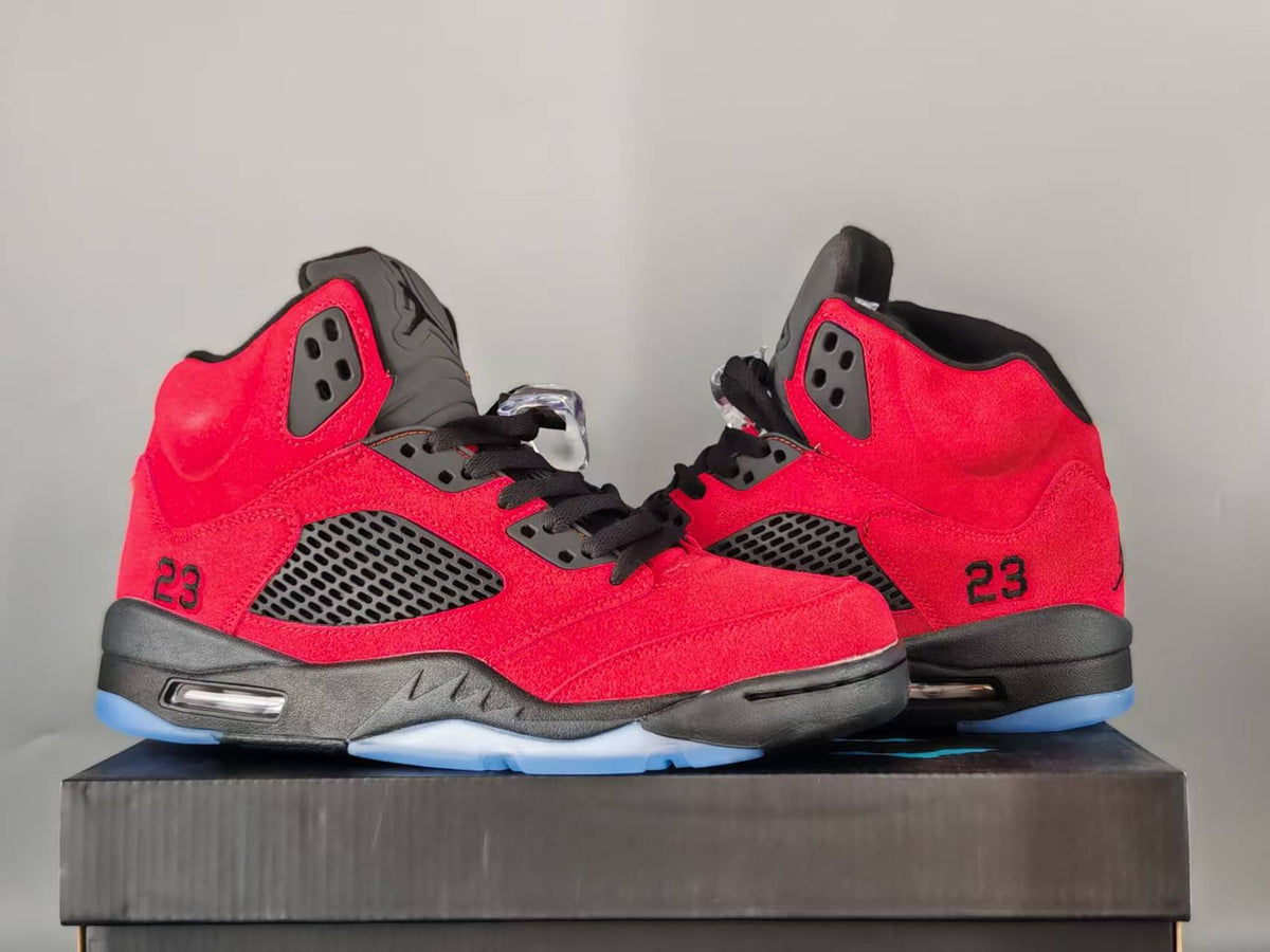 Air Jordan 5 Retro “Raging Bull” (2021)